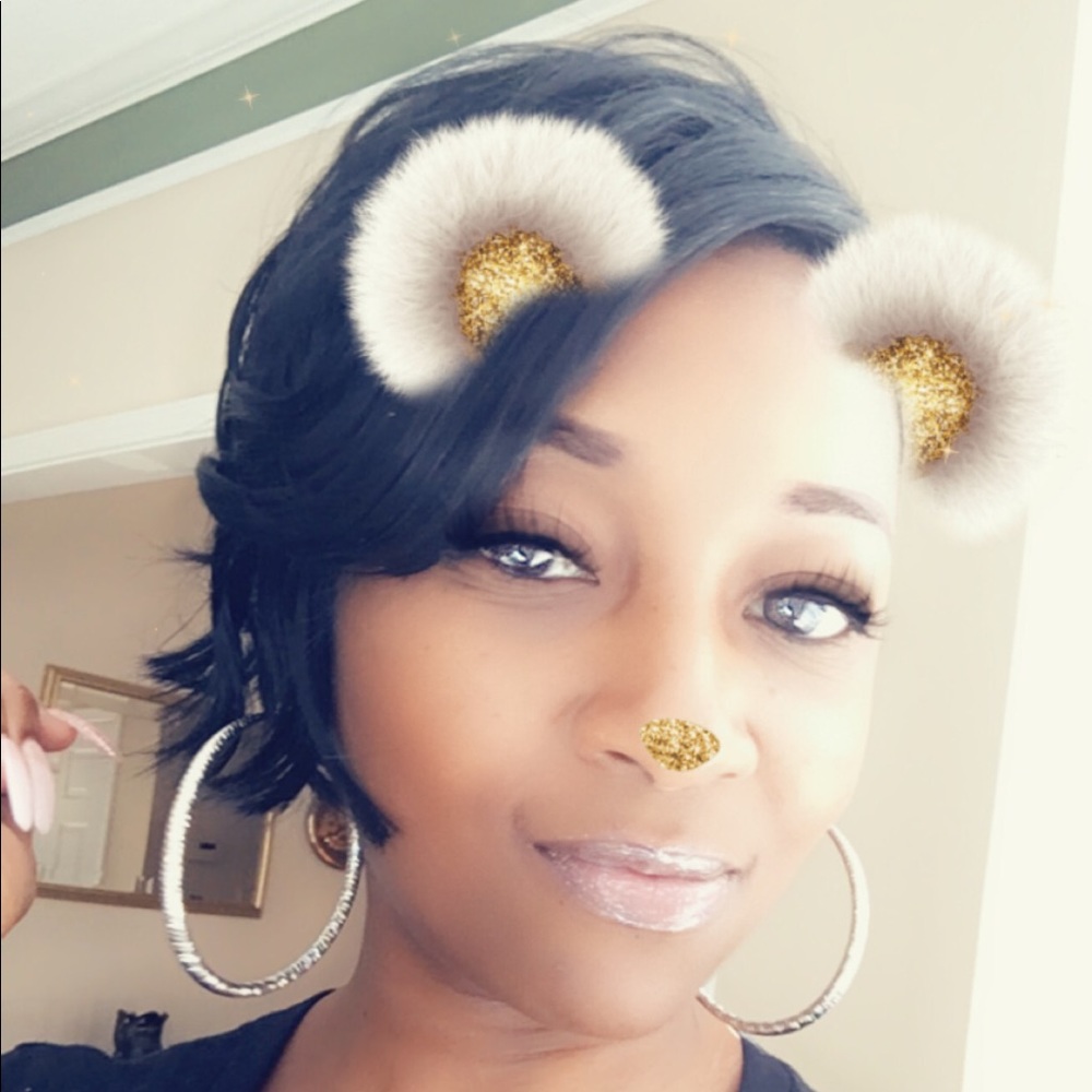 Meet your Posher, Tiffany